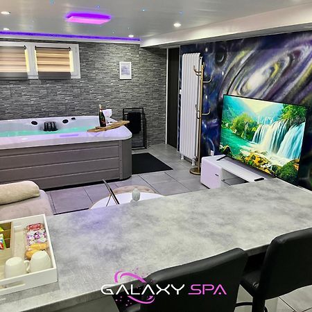 Galaxy Spa - Suite Mercure Jacuzzi Privatif Champigneulles Exteriér fotografie