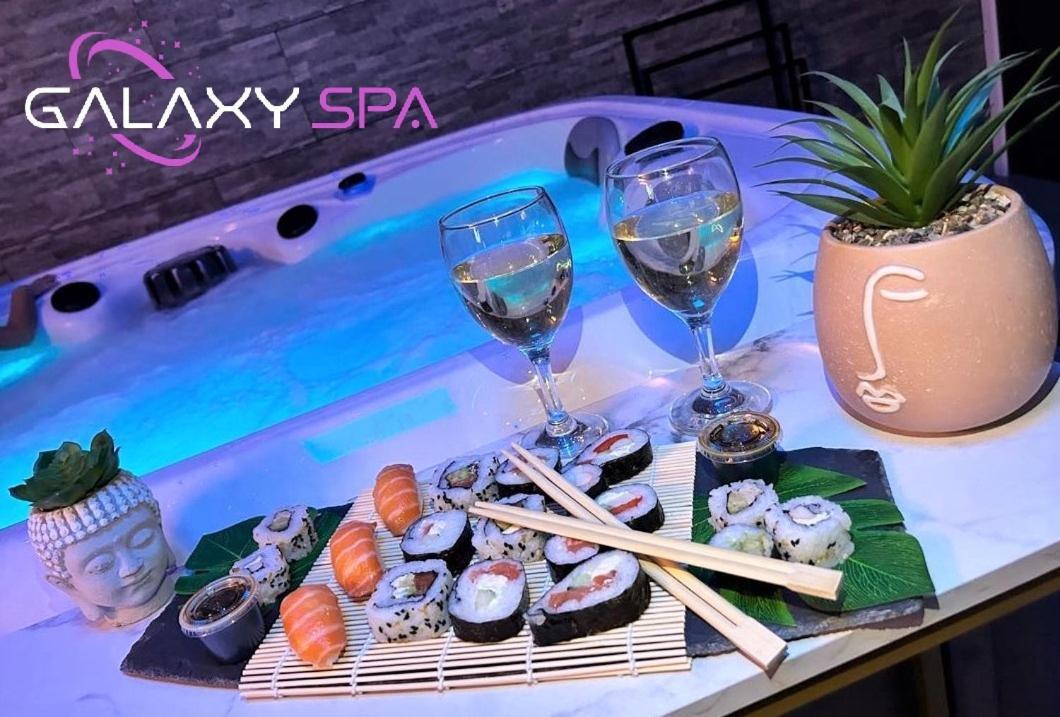 Galaxy Spa - Suite Mercure Jacuzzi Privatif Champigneulles Exteriér fotografie