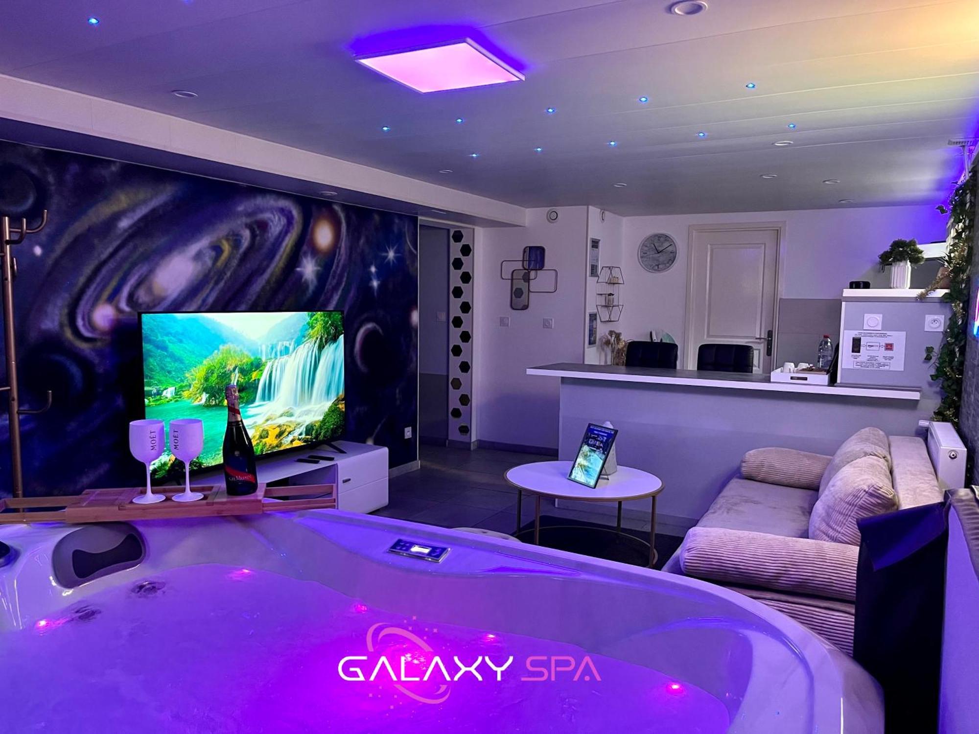 Galaxy Spa - Suite Mercure Jacuzzi Privatif Champigneulles Exteriér fotografie
